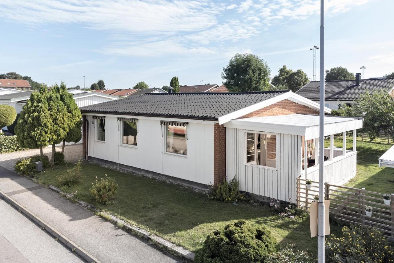 Harlig Villa I Savedalen 10 Min Till Goteborg ภายนอก รูปภาพ
